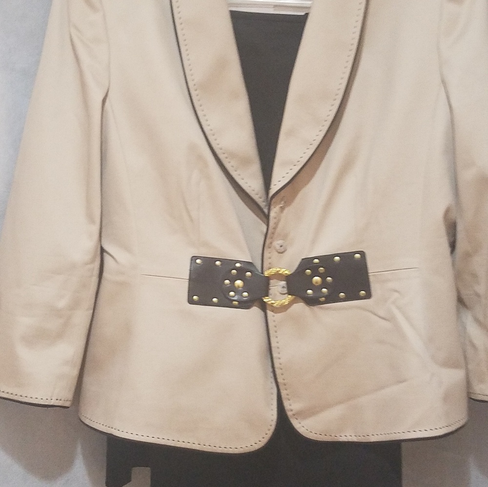 Women's Suit